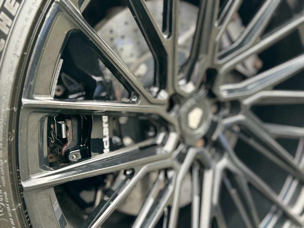USED 2019 68 MCLAREN 720S 4.0 V8 SSG 2d 711 BHP VOSSEN ALLOYS