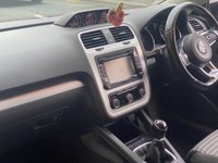 USED 2015 N VOLKSWAGEN SCIROCCO 2.0 TDI BLUEMOTION TECHNOLOGY 2d 148 BHP Fantastic Service History inc Timing Belt