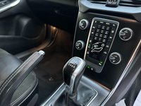 USED 2016 66 VOLVO V40 2.0 D3 R-DESIGN 5d 148 BHP 
