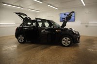 USED 2018 18 MINI HATCH COOPER 1.5 COOPER 5d 134 BHP ONLY ONE OWENR, GREAT USABLE EXTRAS FITTED THIS IS A FANTASTIC AUTOMIATIC MINI.