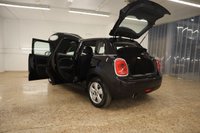 USED 2018 18 MINI HATCH COOPER 1.5 COOPER 5d 134 BHP ONLY ONE OWENR, GREAT USABLE EXTRAS FITTED THIS IS A FANTASTIC AUTOMIATIC MINI.