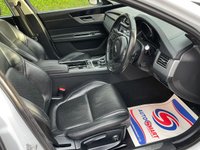 USED 2018 18 JAGUAR XF PRESTIGE LEATHER + SATNAV + CAMERA + 2 KEYS