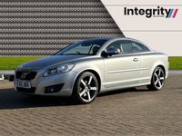 USED 2013 13 VOLVO C70 2.0 D4 SE LUX SOLSTICE 2d 175 BHP SATELITTE NAVIGATION - PREMIUM SOUND AUDIO SYSTEM - 18" MIDIR ALLOY WHEELS - XENON HEADLIGHTS - BLIND SPOT INFORMATION SYSTEM - REAR PARK ASSIST