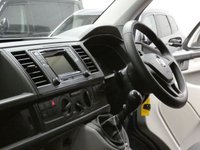 USED 2019 19 VOLKSWAGEN TRANSPORTER 2.0 T30 TDI P/V STARTLINE BMT 101 BHP 3 SEATS BLUETOOTH PARKING SENSORS ROOF RACK INTERNAL SHELVING PLYLINED 1 OWNER SERVICE HISTORY