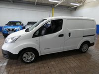 USED 2019 19 NISSAN NV200 E ACENTA 108 BHP &pound;0 ROAD TAX CAZ ULEZ LONDON CONGESTION COMPLIANT AIR CON HEATED STEERING HEATED SEATS REAR VIEW CAMERA 2 CHARGING CABLES 1 OWNER SERVICE HISTORY