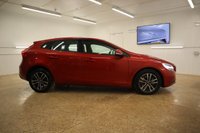 USED 2018 68 VOLVO V40 1.5 T2 MOMENTUM NAV PLUS 5d 121 BHP ONE OWNER FROM NEW WITH ONLY 6,000 MILES IT LIKE A BRAND NEW CAR