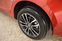 USED 2018 68 VOLVO V40 1.5 T2 MOMENTUM NAV PLUS 5d 121 BHP ONE OWNER FROM NEW WITH ONLY 6,000 MILES IT LIKE A BRAND NEW CAR