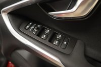 USED 2018 68 VOLVO V40 1.5 T2 MOMENTUM NAV PLUS 5d 121 BHP ONE OWNER FROM NEW WITH ONLY 6,000 MILES IT LIKE A BRAND NEW CAR