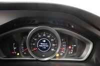 USED 2018 68 VOLVO V40 1.5 T2 MOMENTUM NAV PLUS 5d 121 BHP ONE OWNER FROM NEW WITH ONLY 6,000 MILES IT LIKE A BRAND NEW CAR