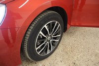 USED 2018 68 VOLVO V40 1.5 T2 MOMENTUM NAV PLUS 5d 121 BHP ONE OWNER FROM NEW WITH ONLY 6,000 MILES IT LIKE A BRAND NEW CAR