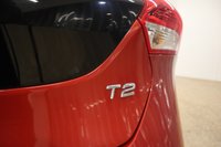 USED 2018 68 VOLVO V40 1.5 T2 MOMENTUM NAV PLUS 5d 121 BHP ONE OWNER FROM NEW WITH ONLY 6,000 MILES IT LIKE A BRAND NEW CAR