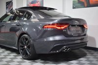 USED 2020 R JAGUAR XE 2.0 R-DYNAMIC SE 4d 177 BHP PAN ROOF / HEADS UP / FACELIFT