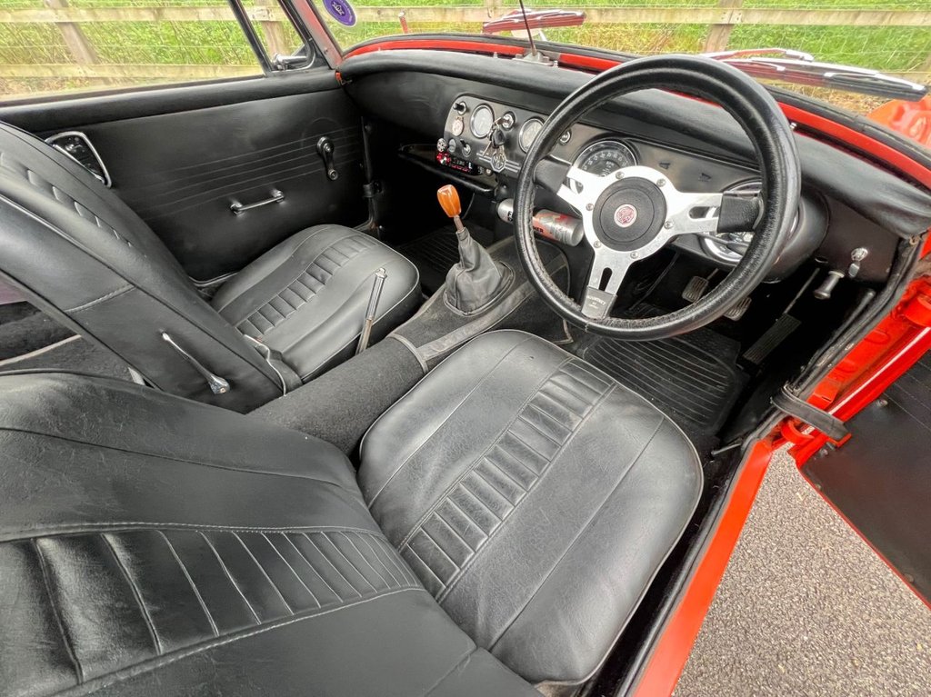 USED 1971 MG MIDGET 1300 // 2d Convertible // Chrome Bumper // 65 BHP // px swap 