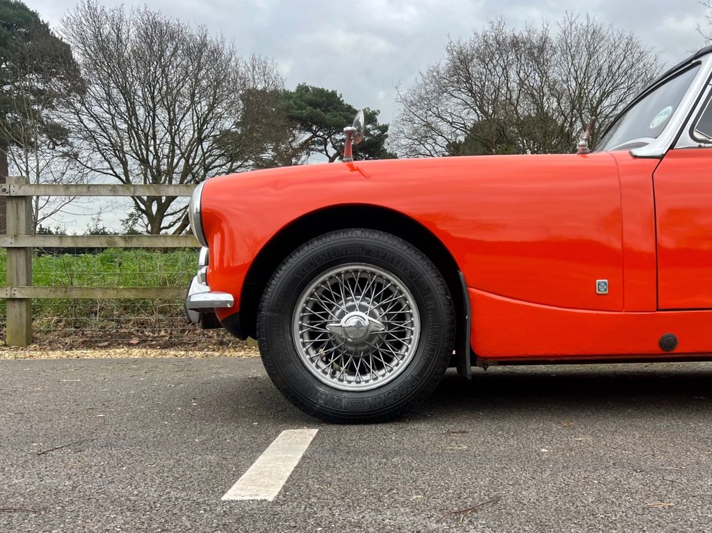 USED 1971 MG MIDGET 1300 // 2d Convertible // Chrome Bumper // 65 BHP // px swap 