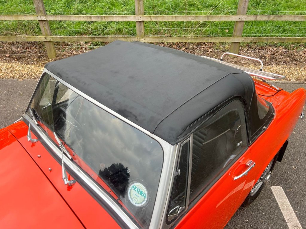 USED 1971 MG MIDGET 1300 // 2d Convertible // Chrome Bumper // 65 BHP // px swap 