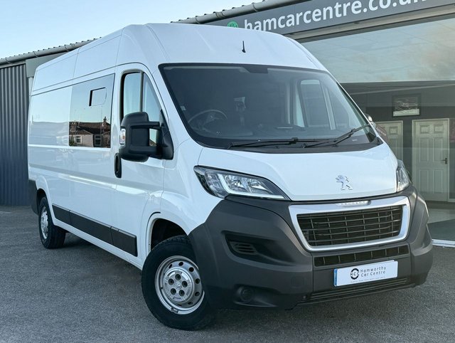 2020 70 Peugeot Boxer 2.2 BLUEHDI 335 L3H2 PROFESSIONAL CREW VAN  139 BHP