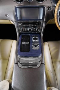 USED 2010 60 JAGUAR XJ 3.0 D V6 PREMIUM LUXURY SWB 4d 275 BHP +NATIONWIDE DELIVERY AVAILABLE+