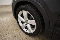 USED 2019 69 VOLKSWAGEN T-CROSS 1.0 SEL TSI 5d 114 BHP 1 OWNER LOW MILES GREAT SPECIFICATION LOW CAR TAX AND EMISSIONS