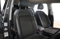 USED 2019 69 VOLKSWAGEN T-CROSS 1.0 SEL TSI 5d 114 BHP 1 OWNER LOW MILES GREAT SPECIFICATION LOW CAR TAX AND EMISSIONS