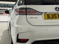 USED 2015 15 LEXUS CT 1.8 200H LUXURY 5d 134 BHP 