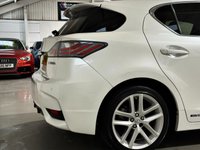 USED 2015 15 LEXUS CT 1.8 200H LUXURY 5d 134 BHP 