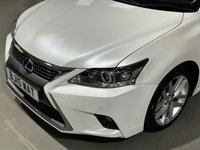 USED 2015 15 LEXUS CT 1.8 200H LUXURY 5d 134 BHP 