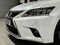 USED 2015 15 LEXUS CT 1.8 200H LUXURY 5d 134 BHP 