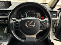 USED 2015 15 LEXUS CT 1.8 200H LUXURY 5d 134 BHP 