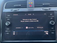 USED 2018 18 VOLKSWAGEN GOLF 1.4 SE NAVIGATION TSI BLUEMOTION TECHNOLOGY 5d 124 BHP FULL SERVICE HISTORY, 2 OWNERS FROM NEW, FRESH SERVICE + 12M MOT