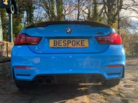 USED 2019 19 BMW M4 3.0 M4 COMPETITION 2d 444 BHP 'HUGE ADDITIONAL SPEC' 2019 BMW M4 COMPETIOTION SPORT COUPE - 3.0 BI-TURBO - DCT AUTOMATIC GEARBOX - 2 FORMER KEEPERS - SERVICE HISTORY - ONLY 26,600 MILES FROM BRAND NEW - IMMACULATE EXAMPLE - FREE 12 MONTHS WARRANTY / BREAKDOWN COVER