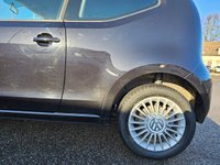 USED 2014 14 VOLKSWAGEN UP 1.0 HIGH UP 3d 74 BHP LO14OZF VOLKSWAGEN UP 1.0 HIGH UP 3d 74 BHP