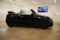 USED 2018 18 MINI CONVERTIBLE 2.0 COOPER S 2d 190 BHP WITH OVER &pound;8000 WORTH OF FACTORY EXTRAS FITTED, 1 PREVIOUS OWNER & ITS A CONVERTIBLE
