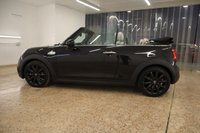 USED 2018 18 MINI CONVERTIBLE 2.0 COOPER S 2d 190 BHP WITH OVER &pound;8000 WORTH OF FACTORY EXTRAS FITTED, 1 PREVIOUS OWNER & ITS A CONVERTIBLE