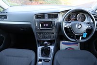 USED 2013 62 VOLKSWAGEN GOLF 1.6 SE TDI BLUEMOTION TECHNOLOGY 5d 103 BHP 