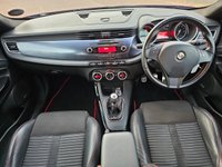 USED 2012 62 ALFA ROMEO GIULIETTA 1.4 MULTIAIR VELOCE TB 5d 170 BHP FG62XEC ALFA ROMEO GIULIETTA 1.4 MULTIAIR VELOCE TB 5d 170 BHP