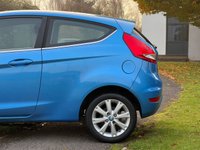 USED 2009 59 FORD FIESTA 1.4 ZETEC 16V 3d 96 BHP 