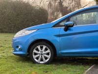 USED 2009 59 FORD FIESTA 1.4 ZETEC 16V 3d 96 BHP 