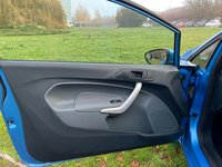 USED 2009 59 FORD FIESTA 1.4 ZETEC 16V 3d 96 BHP 
