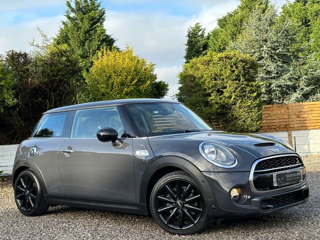 2015 15 MINI Hatch Cooper 2.0 COOPER S 3d 189 BHP