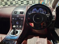 USED 2006 06 ASTON MARTIN VANTAGE 4.3 V8 3d 380 BHP STUNNING EXAMPLE IN METEORITE DARK SILVER WITH BURGUNDY LEATHER. FULL SERVICE HISTORY FROM NEW. 1 YEARS MOT