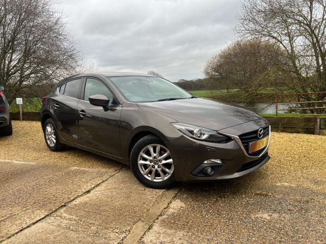2015 65 Mazda 3 2.0 SE-L NAV 5d 118 BHP