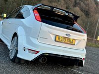 USED 2010 10 FORD FOCUS 2.5 RS 3d 300 BHP 