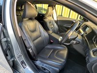 USED 2016 66 VOLVO V60 2.0 D4 SE LUX NAV 5d 188 BHP 