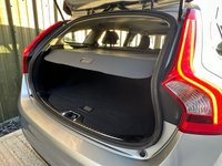 USED 2016 66 VOLVO V60 2.0 D4 SE LUX NAV 5d 188 BHP 