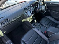 USED 2019 19 VOLKSWAGEN TIGUAN 2.0 SEL TSI 4MOTION DSG 5d 188 BHP APPLE CARPLAY - ANDROID AUTO - DAB RADIO - SATELITTE NAVIGATION - REAR PARKING CAMERA - KEYLESS ENTRY - LEATHER SEATS - POWER TAILGATE