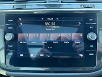 USED 2019 19 VOLKSWAGEN TIGUAN 2.0 SEL TSI 4MOTION DSG 5d 188 BHP APPLE CARPLAY - ANDROID AUTO - DAB RADIO - SATELITTE NAVIGATION - REAR PARKING CAMERA - KEYLESS ENTRY - LEATHER SEATS - POWER TAILGATE