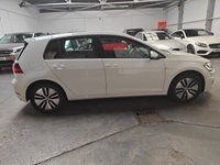 USED 2019 19 VOLKSWAGEN GOLF E-GOLF 5d 135 BHP 