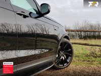 USED 2019 19 LAND ROVER DISCOVERY 3.0 SDV6 ANNIVERSARY EDITION 5d 302 BHP 