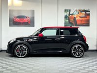 USED 2017 67 MINI HATCH JOHN COOPER WORKS 2.0 JOHN COOPER WORKS 3d 228 BHP HEADS UP / H&K / CHILLI PACK