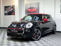 USED 2017 67 MINI HATCH JOHN COOPER WORKS 2.0 JOHN COOPER WORKS 3d 228 BHP HEADS UP / H&K / CHILLI PACK